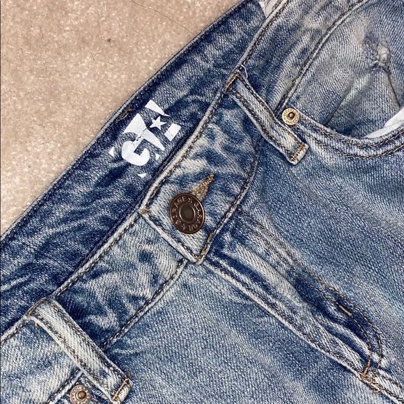 Low-Waisted Light-Wash Ripped Garage Jeans - Picture 4 of 4